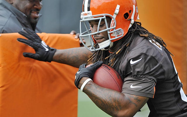 Trent Richardson will get his knee checked out after missing practice Tuesday. (US Presswire)