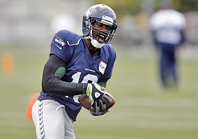 Terrell Owens will make his return to the NFL when the Seahawks take on the Broncos. (US Presswire)