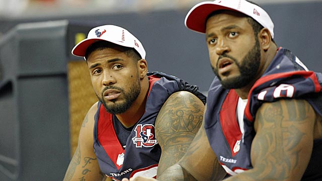 Duane Brown (right) makes life much easier for Arian Foster (left). (US Presswire)