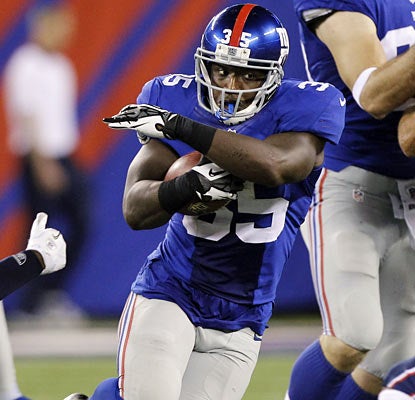Andre Brown leads all Giants running backs with 55 yards on 14 carries. He also catches two balls for 22 yards. (AP)