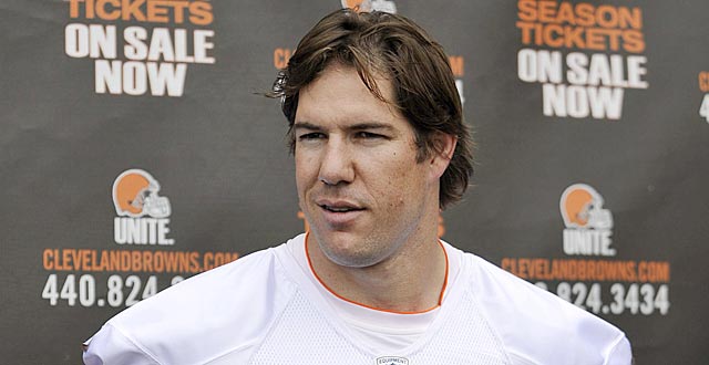 Scott Fujita, now with the Browns, is asking a federal judge to lift his suspension. (US Presswire)
