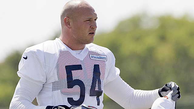 Urlacher says his surgically repaired left knee will never be the same. (AP)