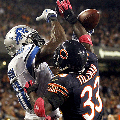The Bears keep the Lions scoreless through most of the game, and hold Calvin Johnson to just three catches for 34 yards. (AP)