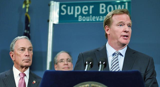 'Football is made to be played in the elements,' Roger Goodell says. (US Presswire)