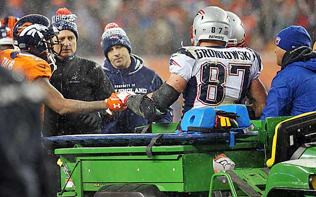 Pats await Gronk MRI, expect knee will be OK