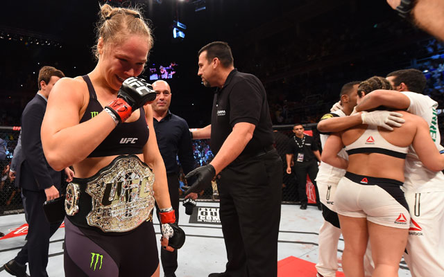 Ufc 190 Ronda Rousey Knocks Out Bethe Correia In 34 Seconds 