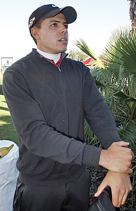 Joseph Bramlett shakes off a rough start in the final round to rally into the top 25, securing his PGA Tour card for 2011. (AP)