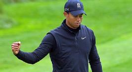 Seemingly out of contention, Tiger birdies 6 of 8 holes to charge back at Pebble. 