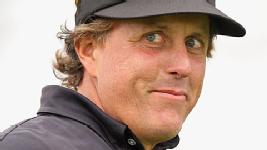 Phil Mickelson shoots 7-under 65 to jump ahead of the field at Pebble.