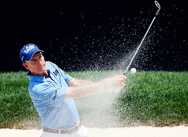 Furyk's four sand saves on the back nine help him maintain momentum on the leaderboard. (Getty Images)