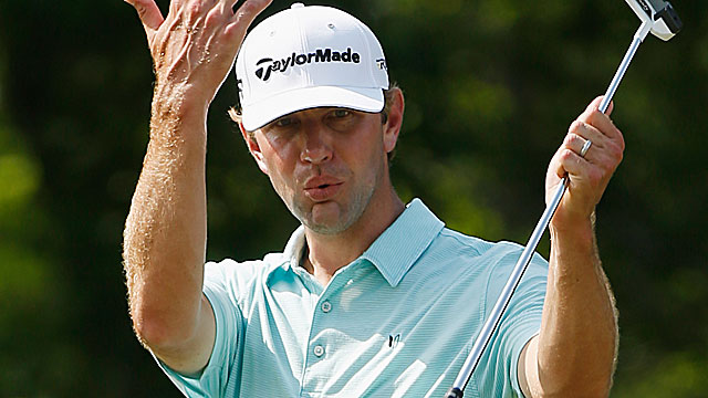 Lucas Glover survives blustery conditions and birdies the 18th hole to up his lead to two strokes. (Getty Images)