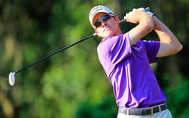 Roberto Castro fires a first-round 63 to tie the course record at TPC Sawgrass for a three-stroke lead. (Getty Images)