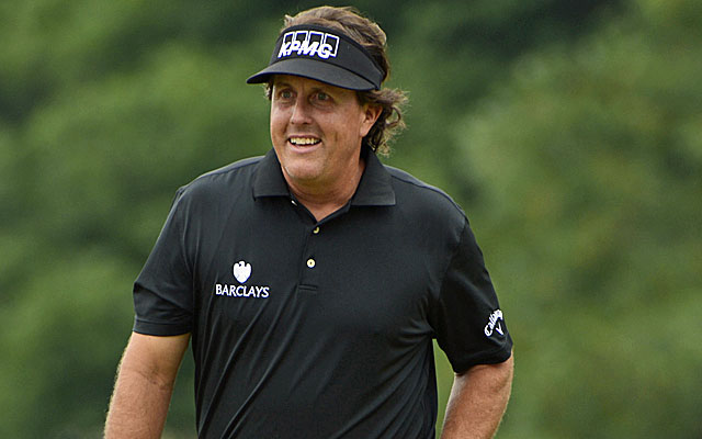 Phil Mickelson shoots a 3-under 67 to match his best opening round in the US Open. Many could not finish. (USATSI)