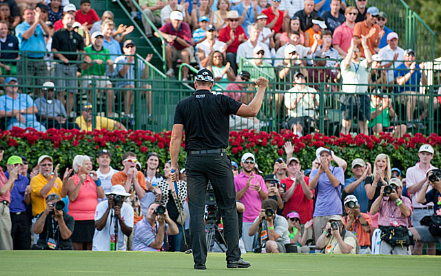 Henrik Stenson becomes the first European to win the Tour Championship and the FedEx Cup. (USATSI)