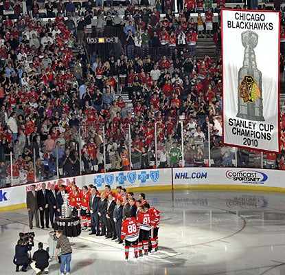 Unfortunately for the Blackhawks, their Cup banner-raising night is spoiled by the Red Wings. (US Presswire)