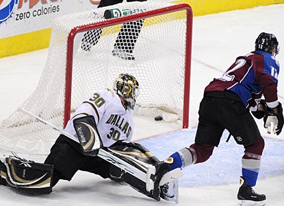 Recalled from the minors on Friday, Kevin Porter makes it count for Colorado with his first two goals. (AP)