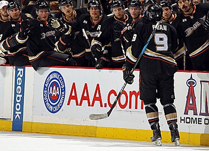 Bobby Ryan gets congratulations from teammates after one of his two goals on the night in the 4-2 victory over the Blues.   (Getty Images)