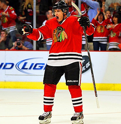 Chicago's Patrick Kane records two assists and the deciding shootout goal against Anaheim.  (Getty Images)