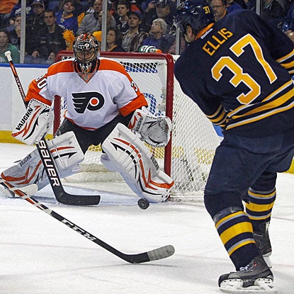 Ilya Bryzgalov has been somewhat inconsistent for the Flyers, but he stops 29 shots to beat Buffalo on this night. (AP)