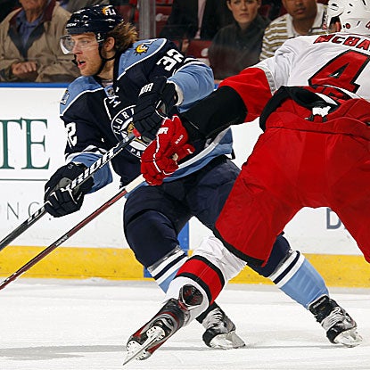 Kris Versteeg connects on his team-leading 16th goal 3:08 into overtime to lift the Panthers over the Hurricanes.  (Getty Images)