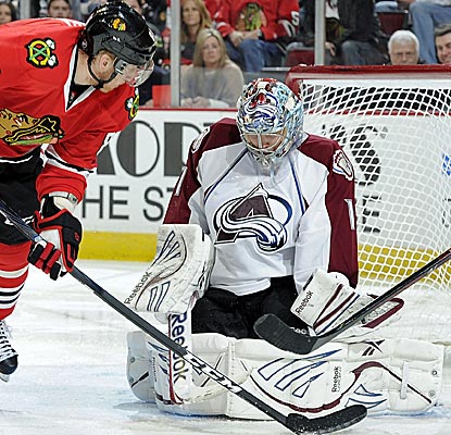 Steady goaltending by Semyon Varlamov  has Colorado rising up the Western Conference standings. (Getty Images)