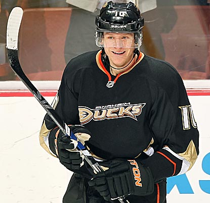 Corey Perry's not complaining after scoring into an empty net to notch his fourth career hat trick. (Getty Images)