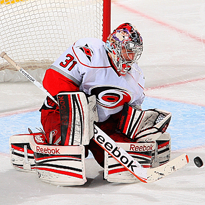 In his first start for the Hurricanes, goalie Dan Ellis makes 40 saves in the victory. (Getty Images)