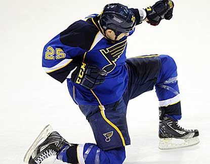 St. Louis' Chris Stewart strikes a pose after putting home the game-winner in the Blues' 2-1 win. (AP)