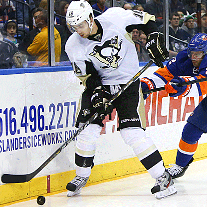 Brandon Sutter snaps a tie early in the third period that proves to be the winning goal for the Penguins. (Getty Images)