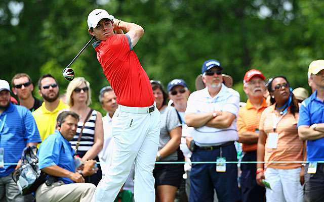 Rory McIlroy makes two eagles on the back nine and opens with a 9-under 63. (USATSI)