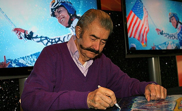 LeRoy Neiman was the official painter for five Olympics and the computer artist of the Super Bowl for CBS. (Getty Images)