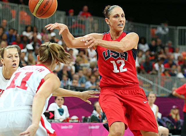 Taurasi helps the U.S. rally from a 2-point first-quarter deficit with a 20-point effort. (Getty Images)
