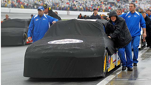 Daytona 500 start pushed back to (noon) Monday for first time ...