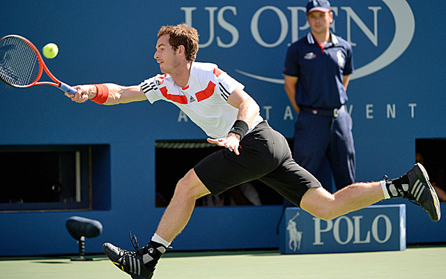 Defending champion Andy Murray is defeated by Stanislas Wawrinka in the US Open quarterfinals. (USATSI)