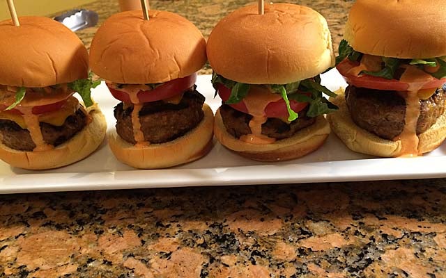 Turkey burgers. (CBSSports.com)