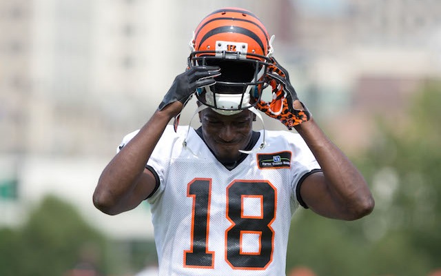 VIDEO: Bengals teammate punches A.J. Green in practice 