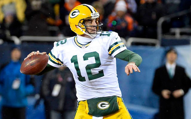 Packers QB Aaron Rodgers addresses rumor that he's gay 