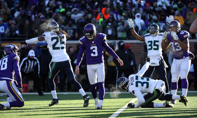 Blair Walsh shanks game-winning FG for Vikings, Seahawks escape