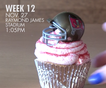 Seattle Seahawks Cupcakes - Perfect for game night with your friends! By  Exclusive Cakes by Tessa