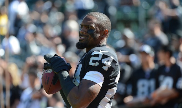 Report: Raiders, DB Charles Woodson agree to one-year deal 