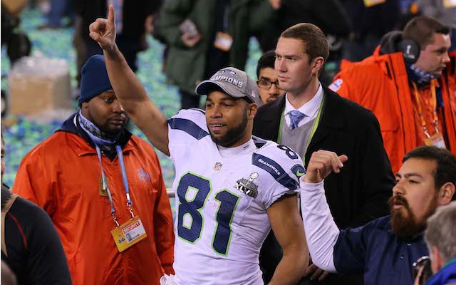 Percy Harvin gave Golden Tate a black eye before the Super Bowl, and ...