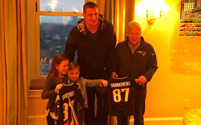 rob gronkowski kids jersey