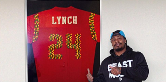 Marshawn lynch shop football jersey