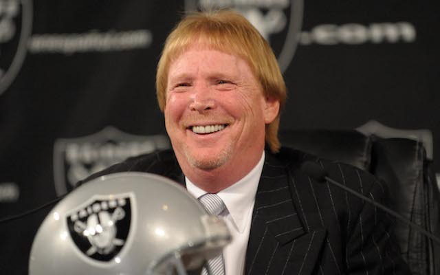 Raiders owner Mark Davis wants to stay in Oakland, but he needs a new stadium to do it. (USATSI)