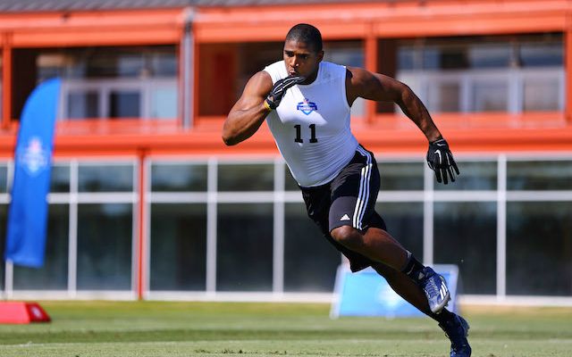 Michael Sam is planning on making an NFL return in 2016. (USATSI)
