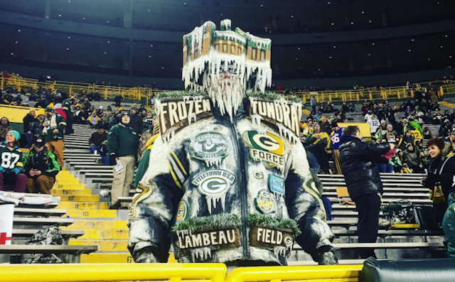 Former Vikings mascot Ragnar trades in helmet for Packers' cheesehead hat -  The Washington Post