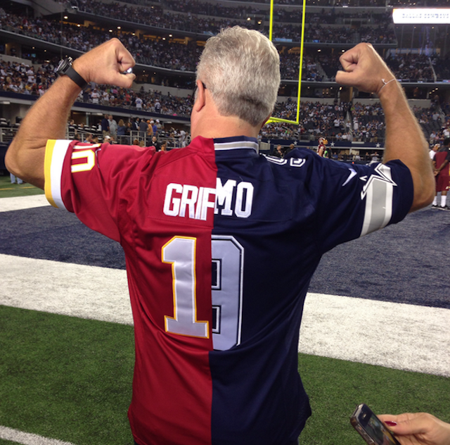 PHOTO: Half Tony Romo, half RG3 jersey exists 