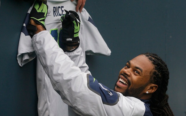 Seattle Seahawks wide receiver Sidney Rice sets set to complete a