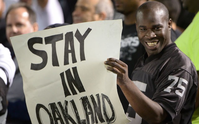 Raiders fans want the team to stay in Oakland. (USATSI)