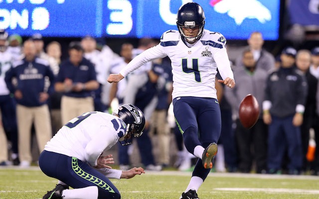 Seahawks re-sign K Steven Hauschka to three-year deal 